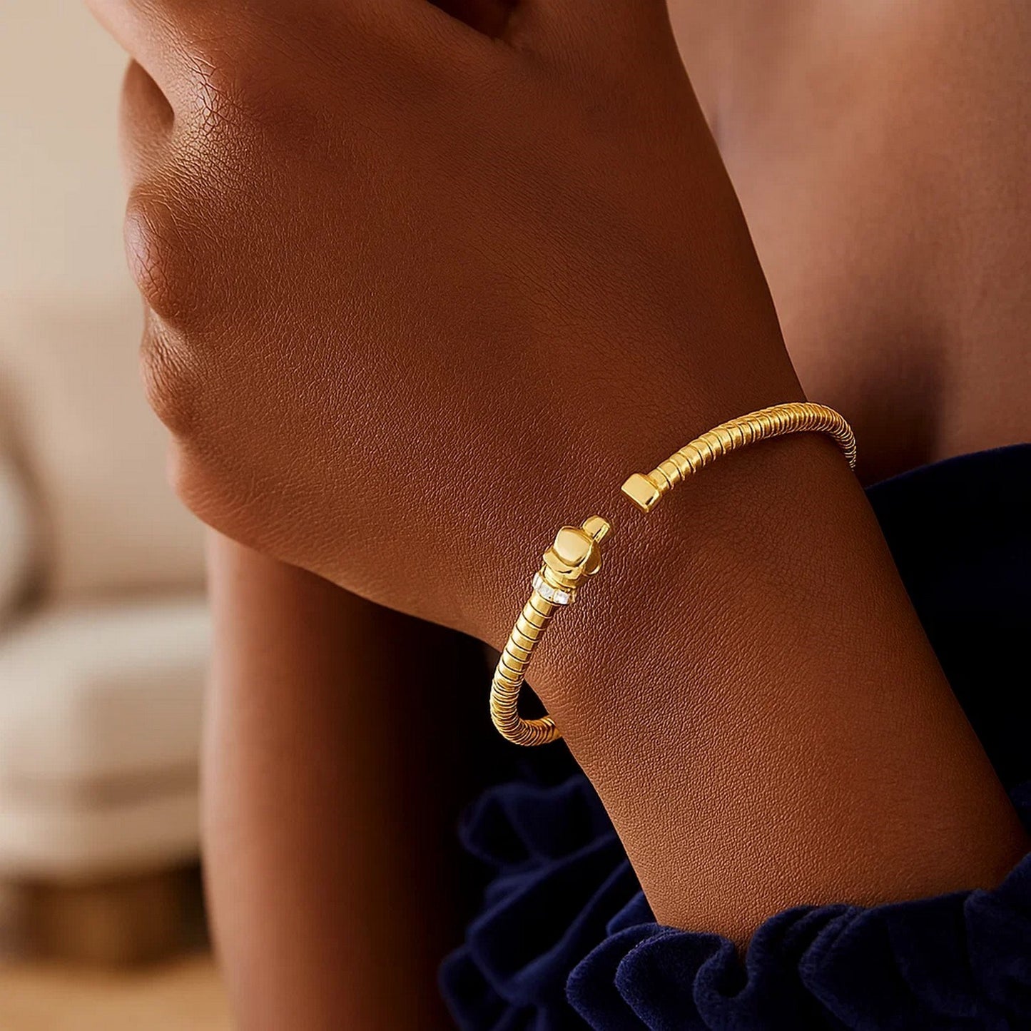 14K Yellow Gold Tubogas Panther Cuff with Diamonds (3.90 mm)