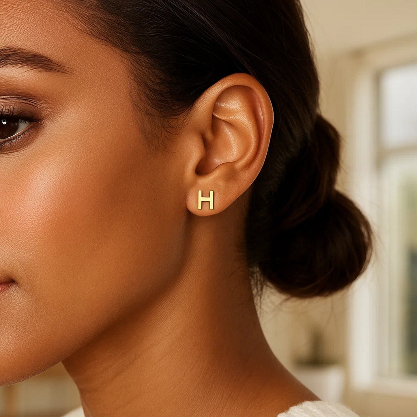 14K Yellow Gold Yours Truly Initial H Stud Earrings